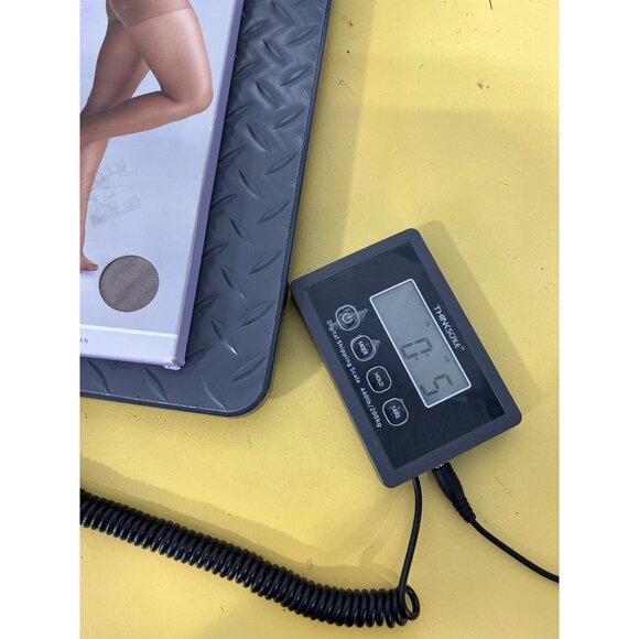 Silk Impressions Sheer Shimmer Pantyhose Size Medium 2 Pair Coffee Bean NEW - Picture 7 of 7